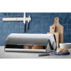 WMF Kitchen Classics Brotkasten 47 X 28 X X18 Cm, Brotbox Mit Klappdeckel, Brotdose, Cromargan Edelstahl, Kunststoff, Herausnehmbare Krümel-Auffangeinlage -VMD Geschäft unnamed file 1654