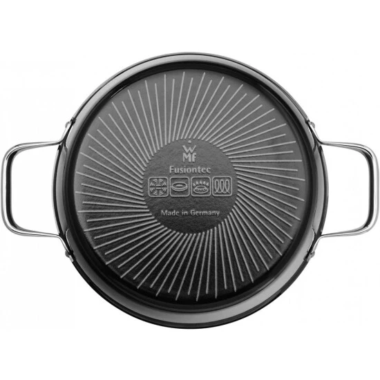 WMF Fusiontec Aromatic Schmorpfanne 28 Cm Hoher Rand, Bräter 5,9l Induktion, Deckel Mit Kondensationsnoppe, High-Tech Keramik, Kratzfest, Schwarz 8 WMF Fusiontec Aromatic Schmorpfanne 28 Cm Hoher Rand, Bräter 5,9l Induktion, Deckel Mit Kondensationsnoppe, High-Tech Keramik, Kratzfest, Schwarz – Bild 6