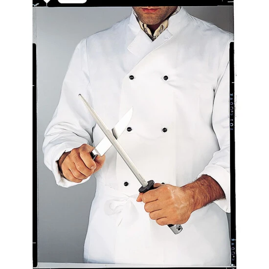 WMF Spitzenklasse Plus Wetzstahl 36 Cm, Wetzstab Für Messer, Cromargan Edelstahl, Stahllänge 23 Cm 5 WMF Spitzenklasse Plus Wetzstahl 36 Cm, Wetzstab Für Messer, Cromargan Edelstahl, Stahllänge 23 Cm – Bild 3