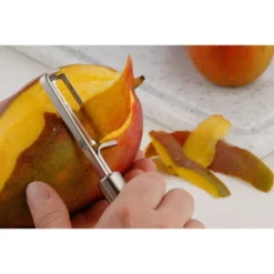 WMF Profi Plus Tomaten-/ Gemüseschäler Mit Pendelklinge 19 Cm, Pendelschäler Zweischneidig, Zackenschliff, Cromargan Edelstahl Teilmattiert -VMD Geschäft unnamed file 3020