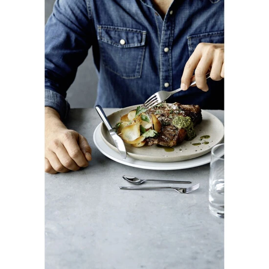 WMF Flame Salatbesteck 24 Cm, Klein, Salatgabel, Servierlöffel Cromargan Protect Edelstahl Poliert, Kratzbeständig, Spülmaschinengeeignet 5 WMF Flame Salatbesteck 24 Cm, Klein, Salatgabel, Servierlöffel Cromargan Protect Edelstahl Poliert, Kratzbeständig, Spülmaschinengeeignet – Bild 3